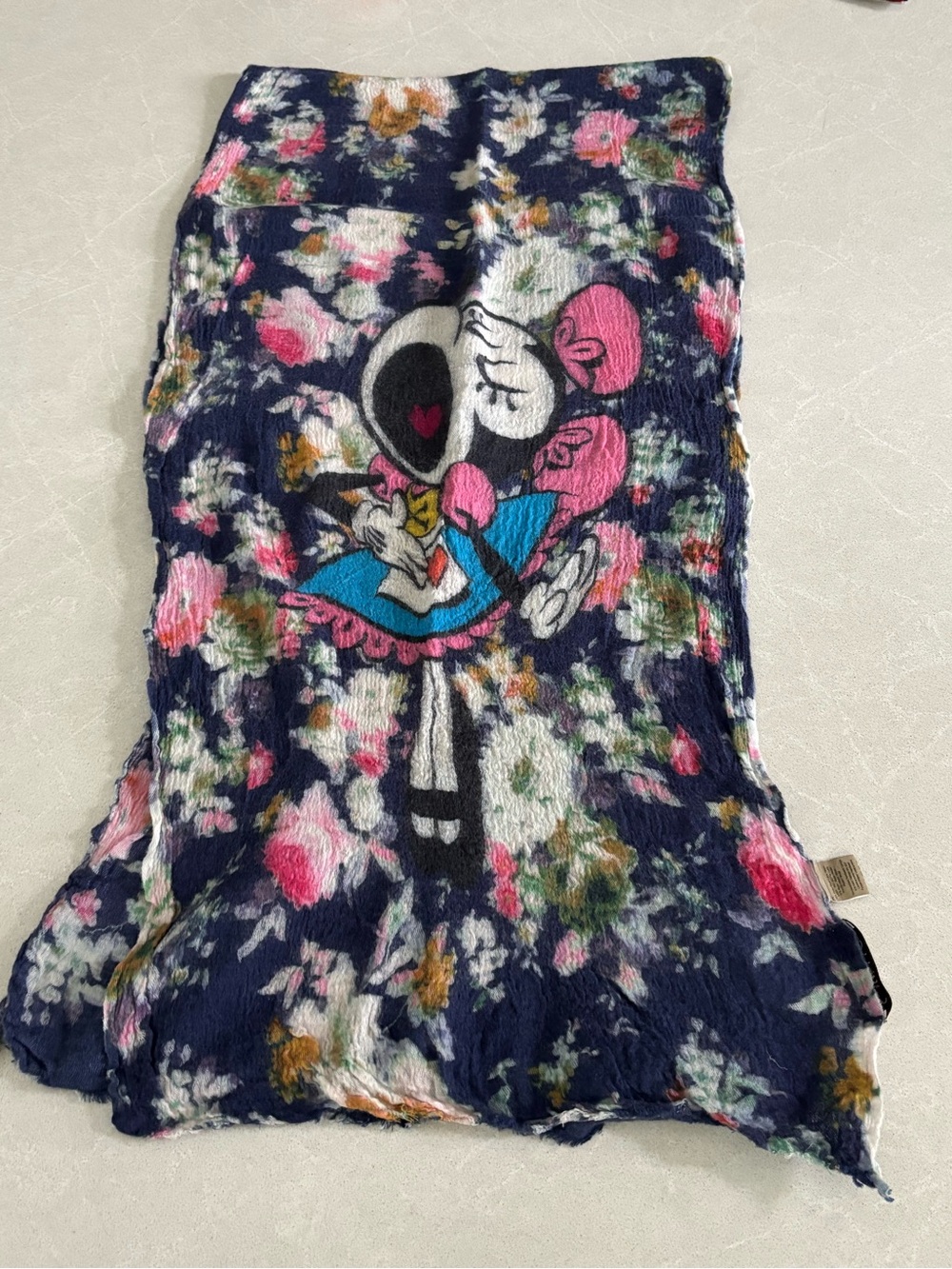 Codello x Disney Minnie Mouse Wool Blend Floral Scarf